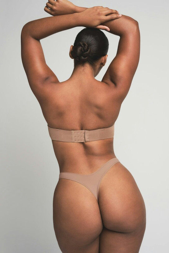 Skims Ultimate Strapless Push-Up Bra