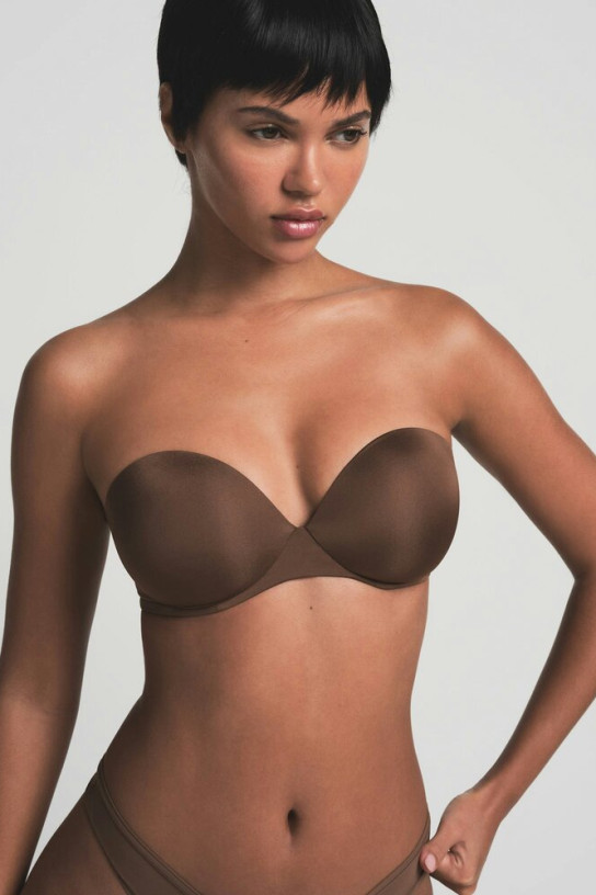 Skims Ultimate Strapless Push-Up Bra
